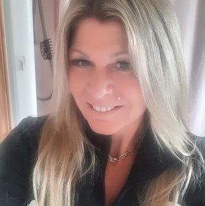 Meet your Posher, Rochelle